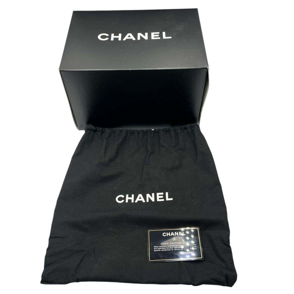 CHANEL Black Caviar Leather Logo Vanity Bag - Picture 10 of 10